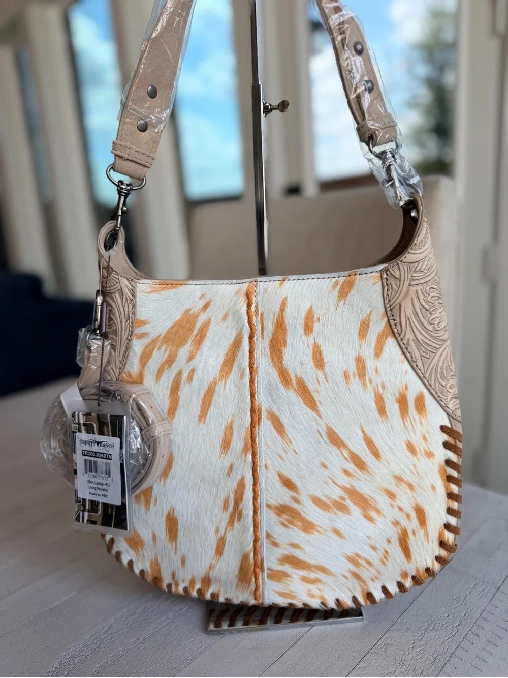 Trinity Ranch Cowhide ＆ Tooled Leather Hobo Crossbody Bag Tan